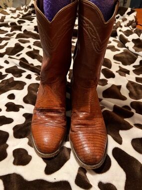 Justin Boots Tan and Brown Leather Cowboy Boots